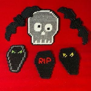 ✨ SOLD ✨ vintage Halloween magnets homemade